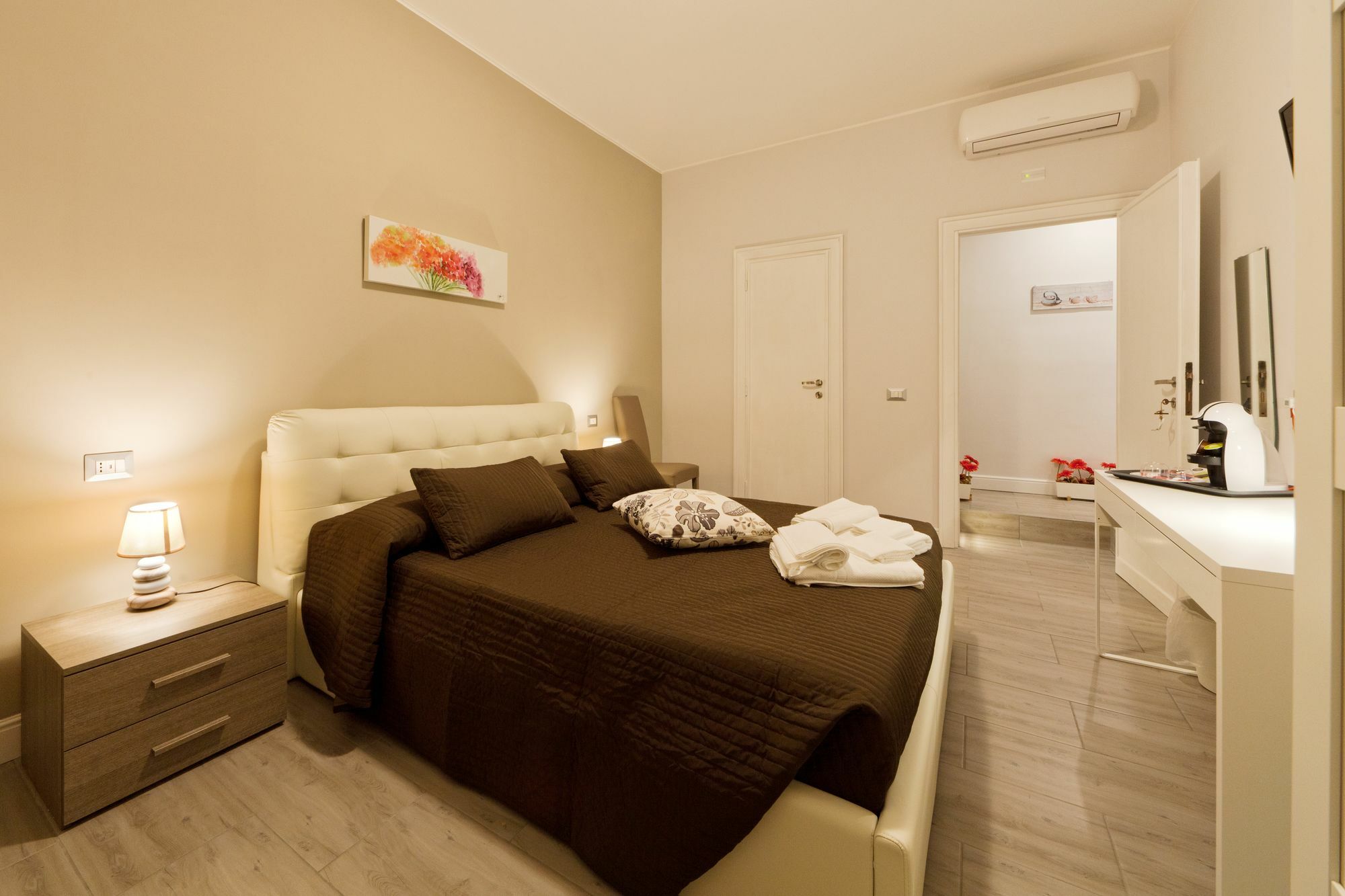 Pianeta Roma 48 Hotel Buitenkant foto